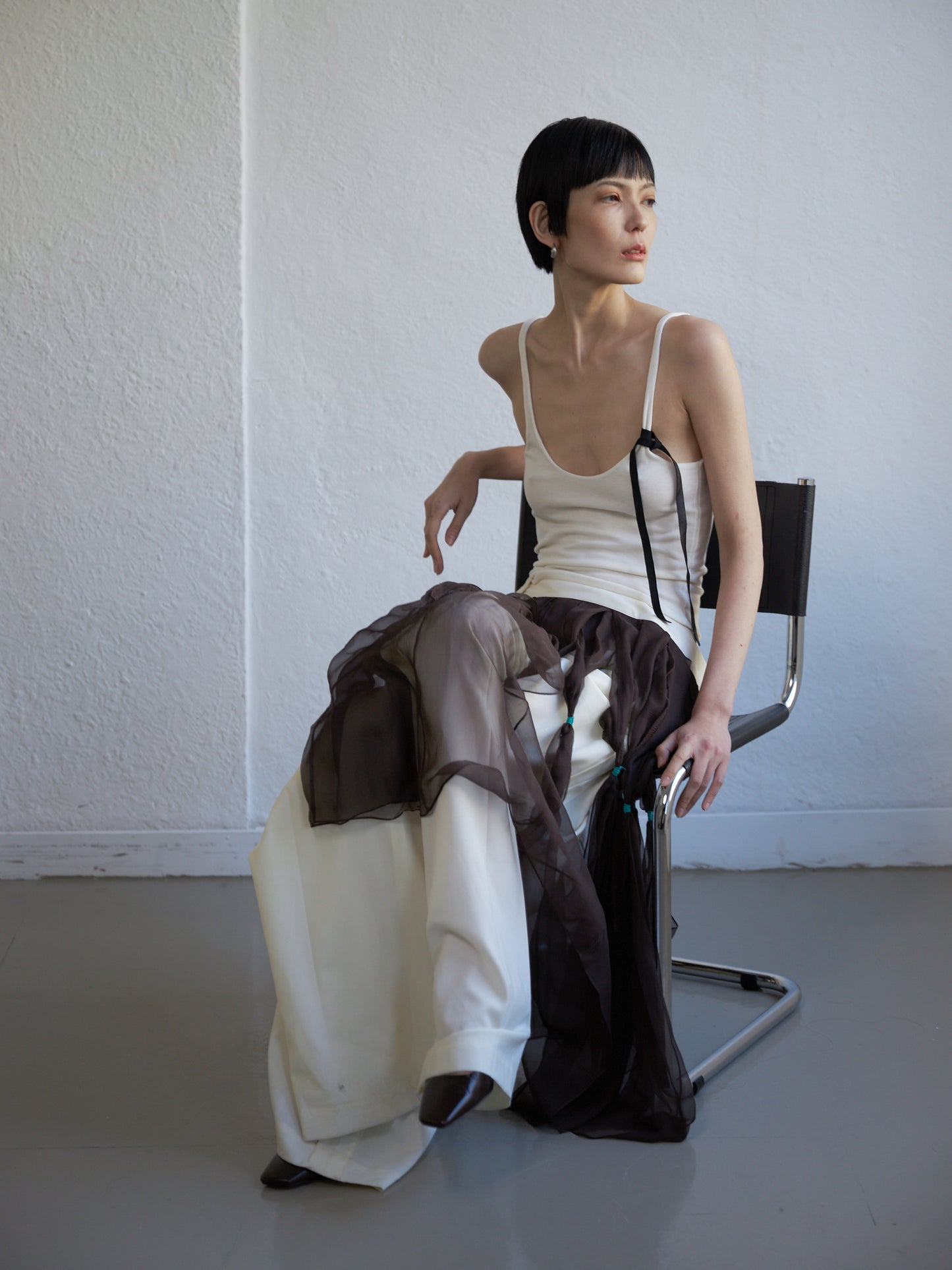 The Curtain trousers