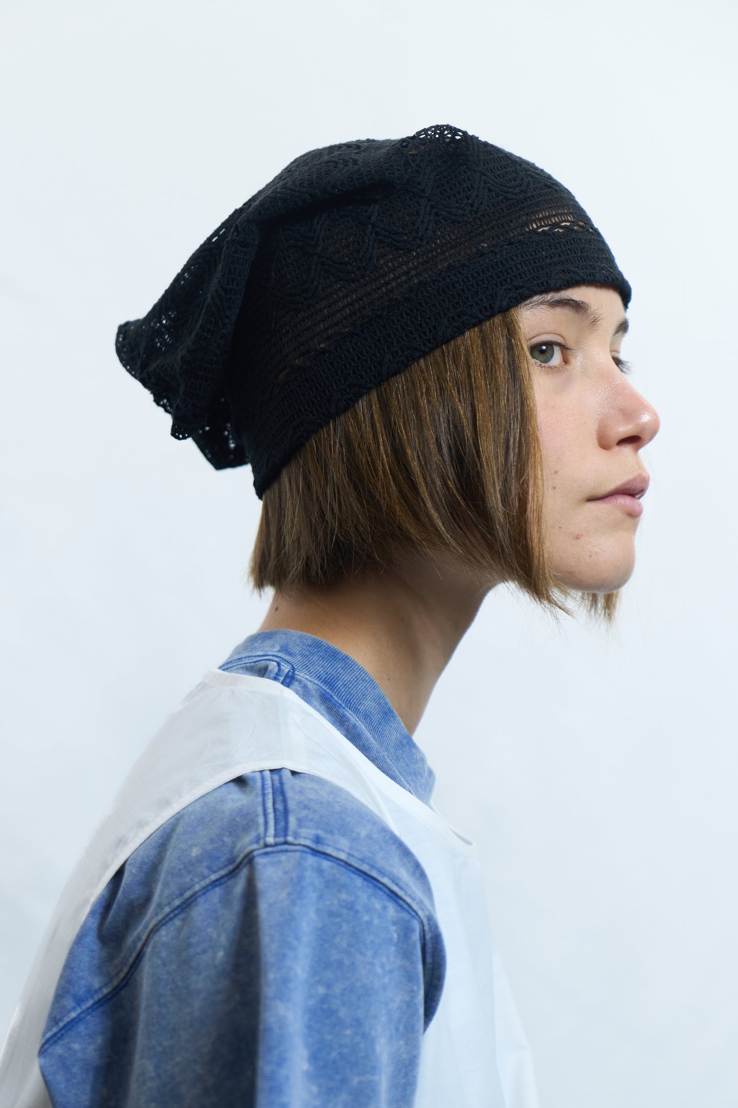 LACE CURTAIN BEANIE BLACK
