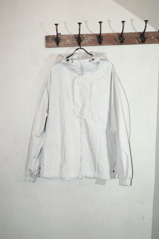 75-RC TECHNICAL UTILITY HOODED JACKET LIGHT STONE