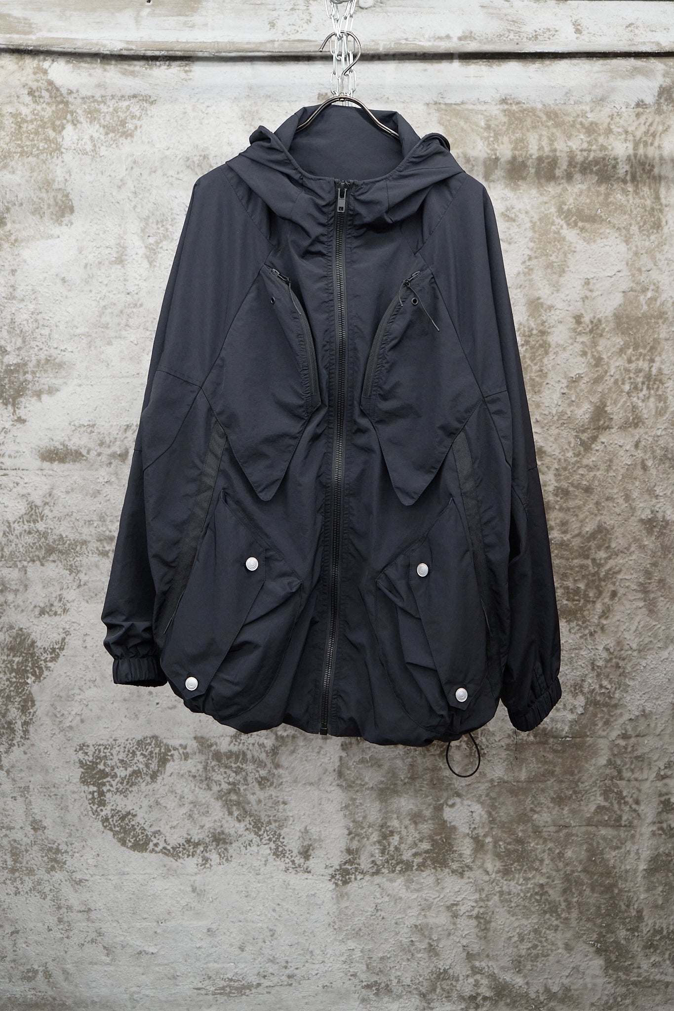 MULTI-POCKET WATERPROOF UTILITY JACKET