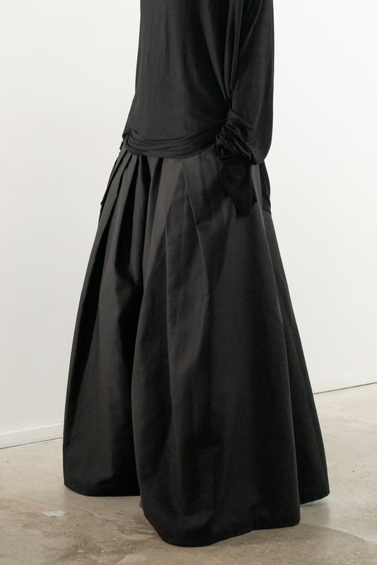 BLACK OVERSIZED TROUSERS