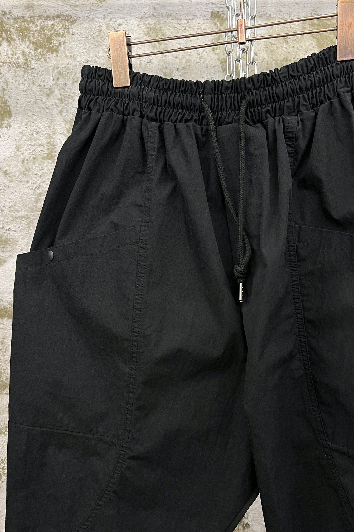 RELAXED CROPPED CARGO PANTS