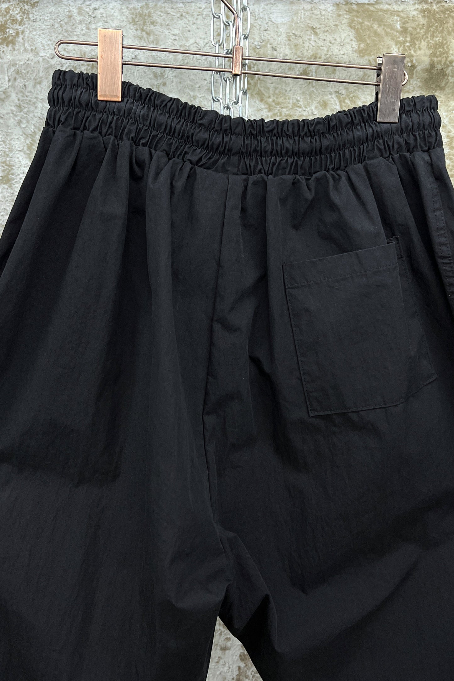 RELAXED CROPPED CARGO PANTS
