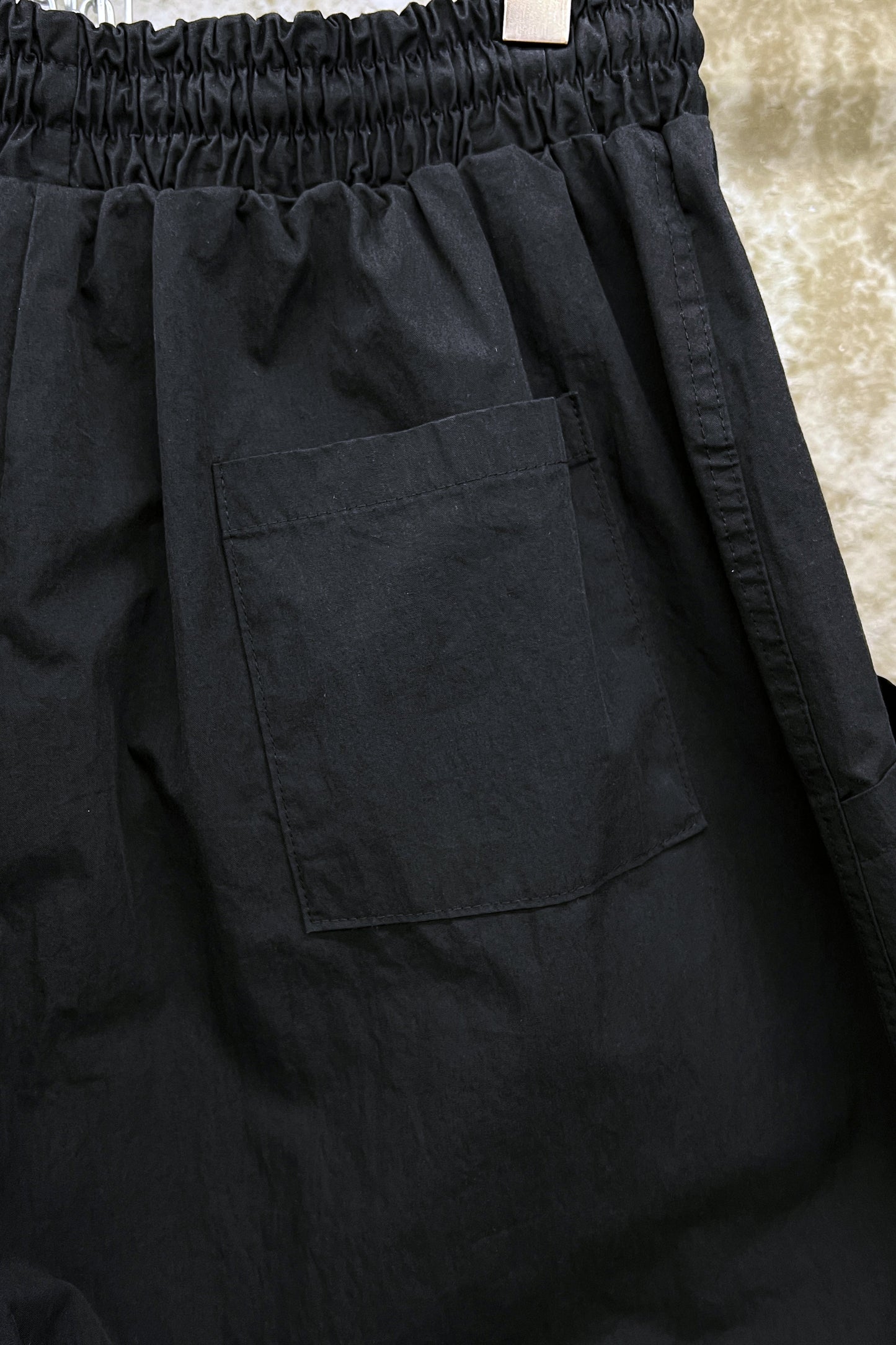 RELAXED CROPPED CARGO PANTS