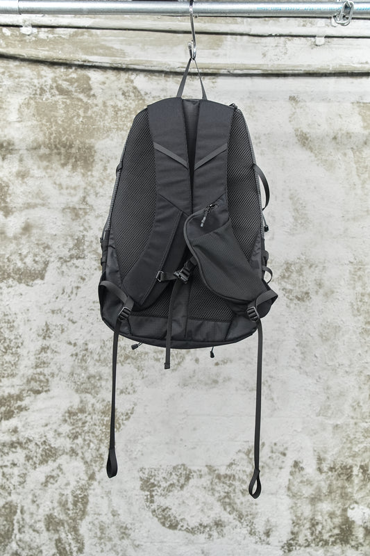 BLACK RIPSTOP UTILITY BACKPACK