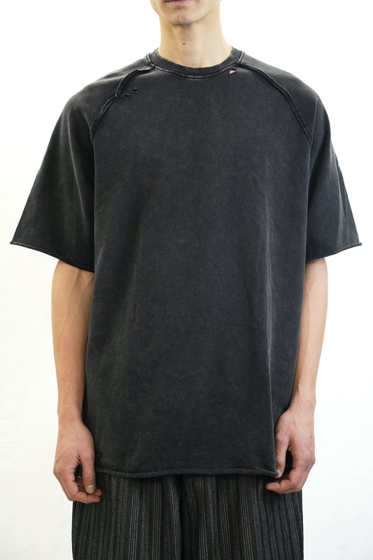 GARMENT-DYED DISTRESSED RAGLAN T-SHIRT BLACK