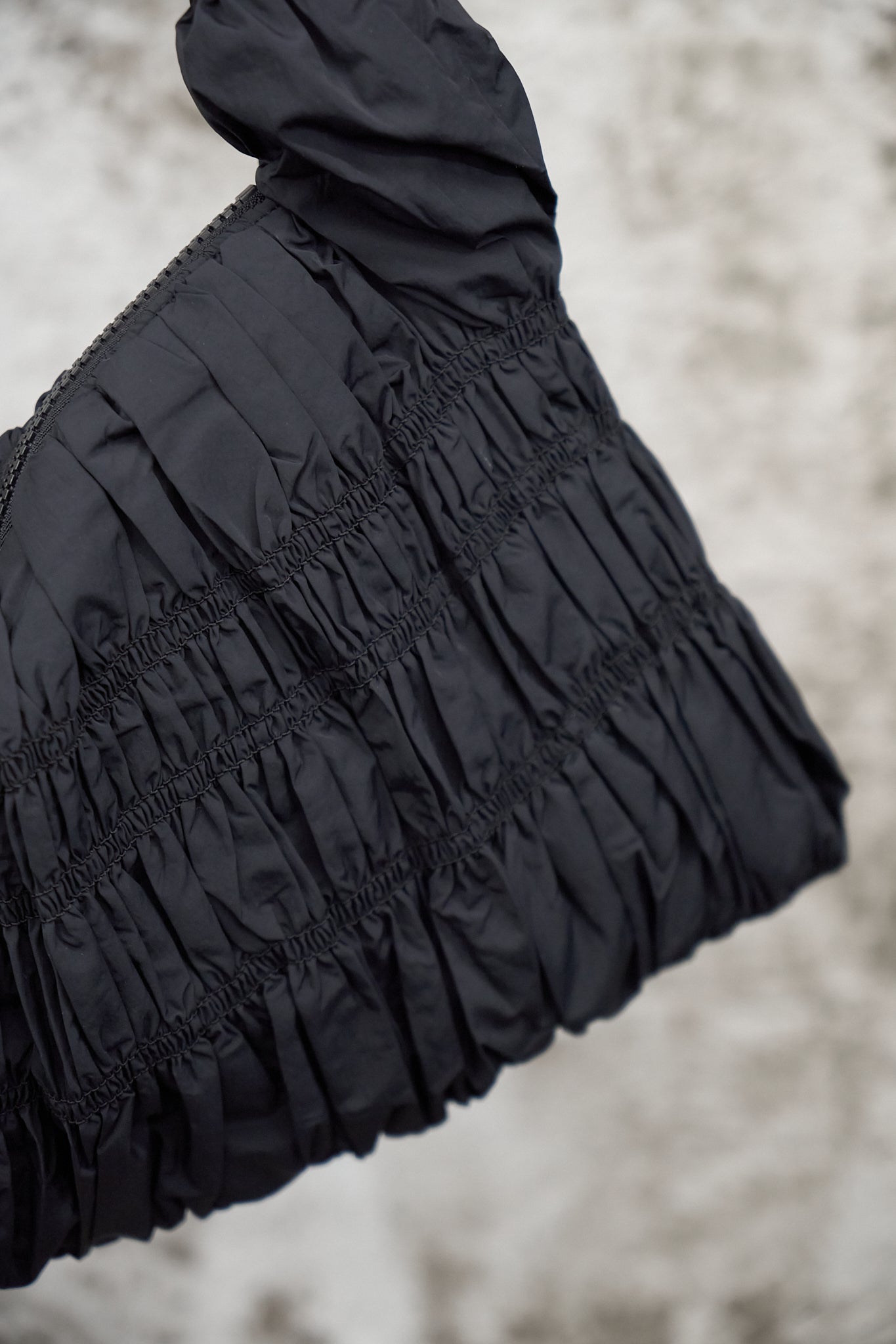 BLACK RUCHED SHOULDER BAG
