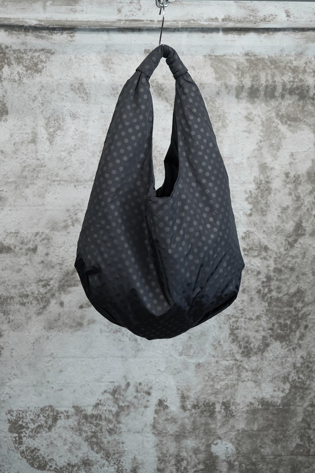 BLACK POLKA DOT TOTE BAG