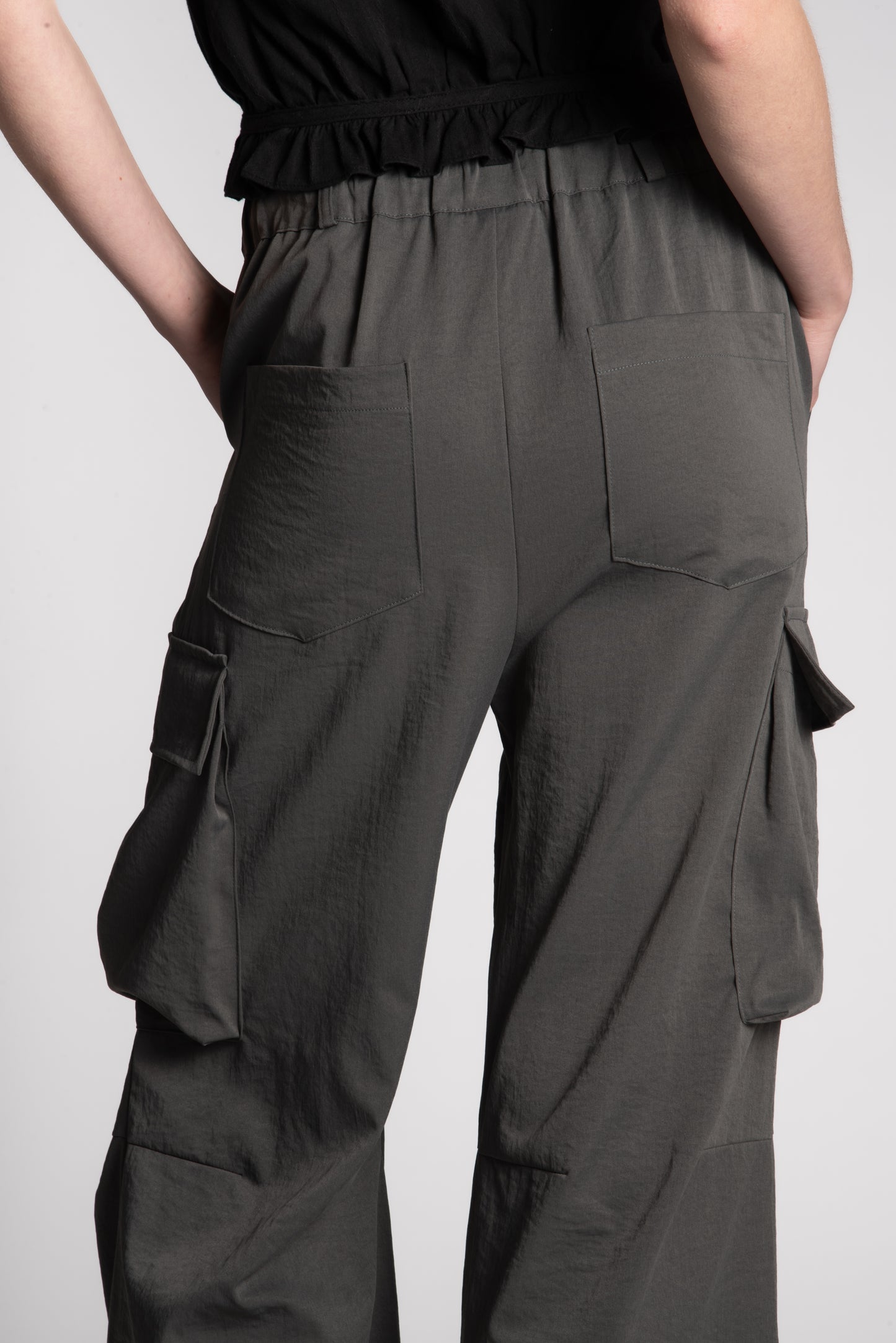 DARK GREY CARGO DRAWSTRING PANTS