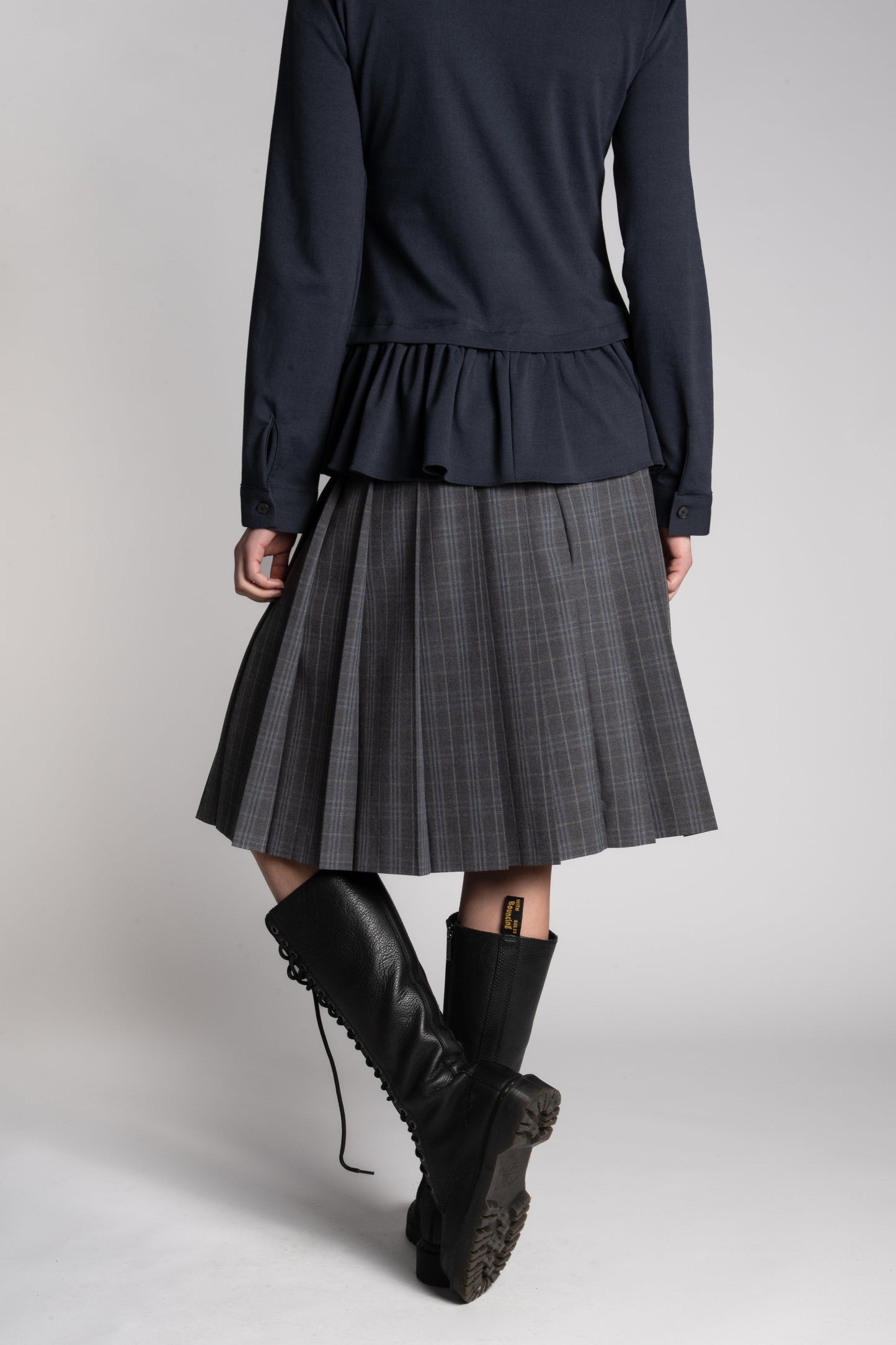 GREY PLEATED CHECK SKIRT
