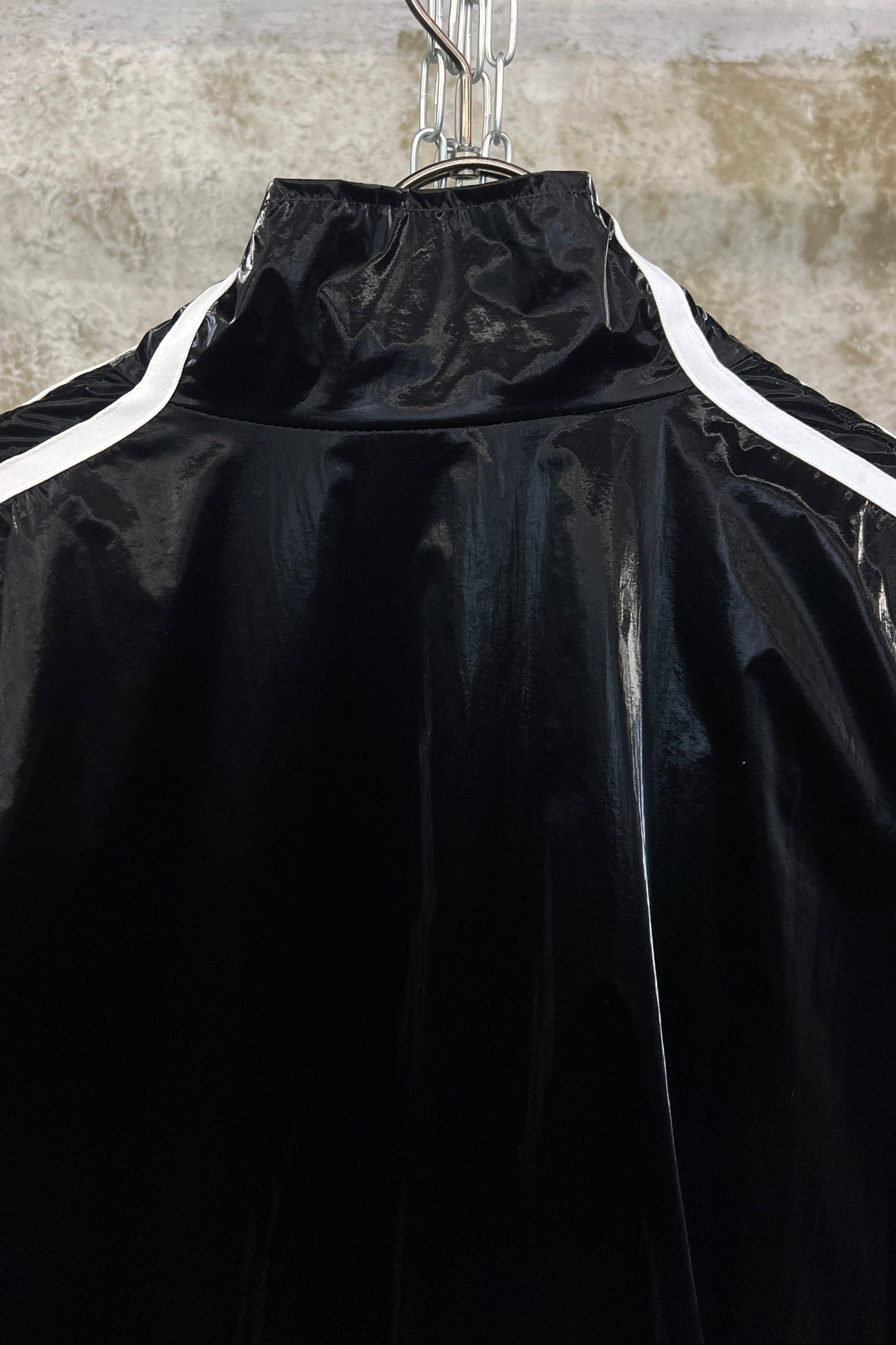 GLOSS TRACK JACKET BLACK