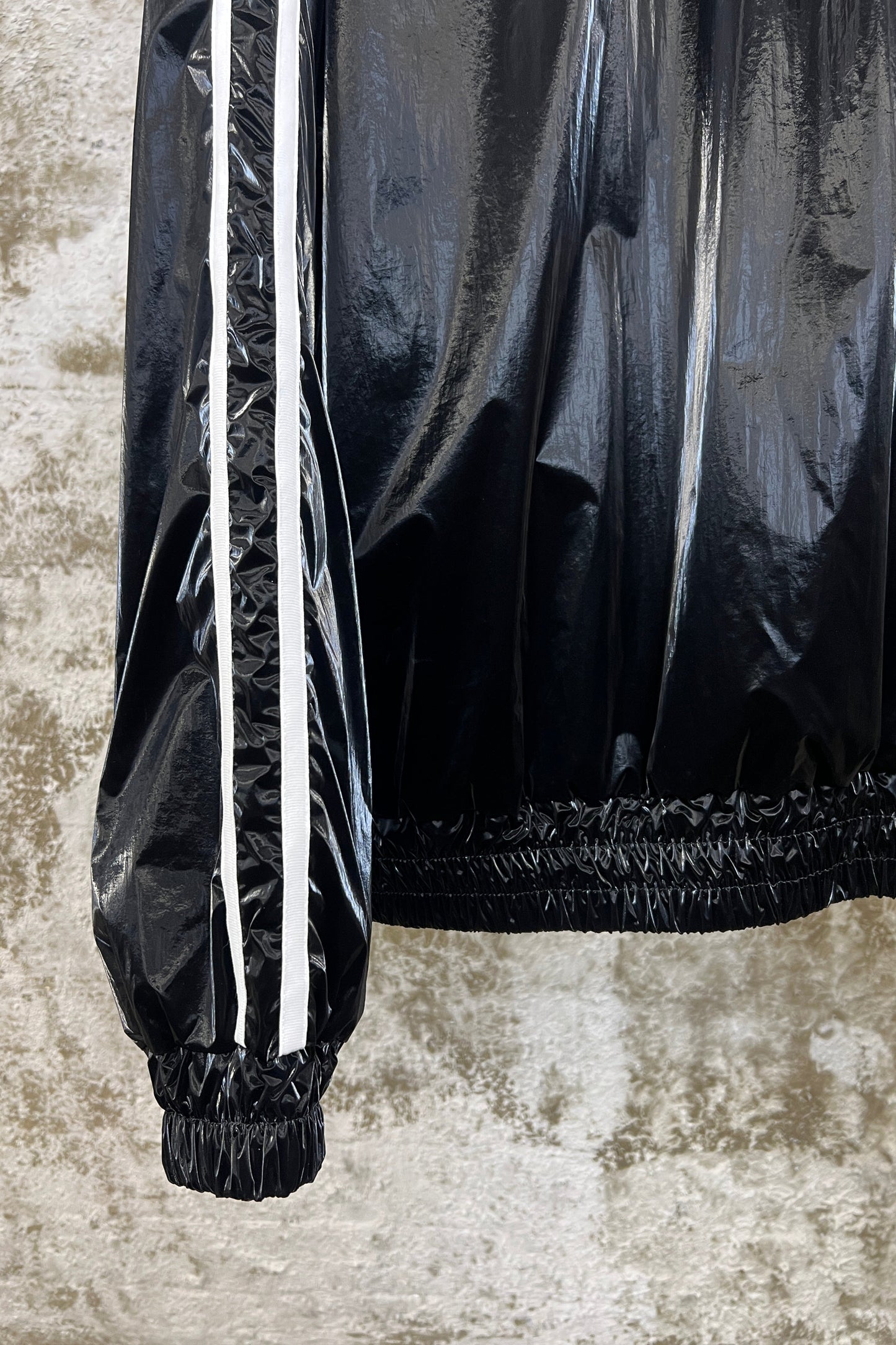 GLOSS TRACK JACKET BLACK