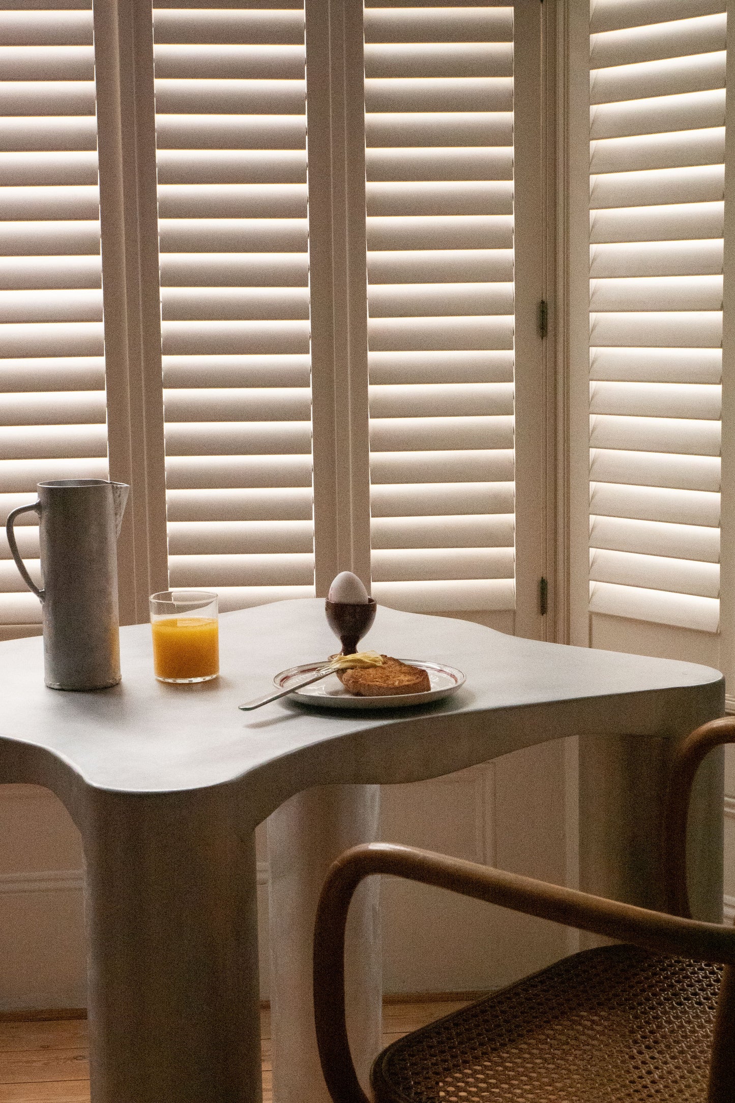 KITCHEN TABLE