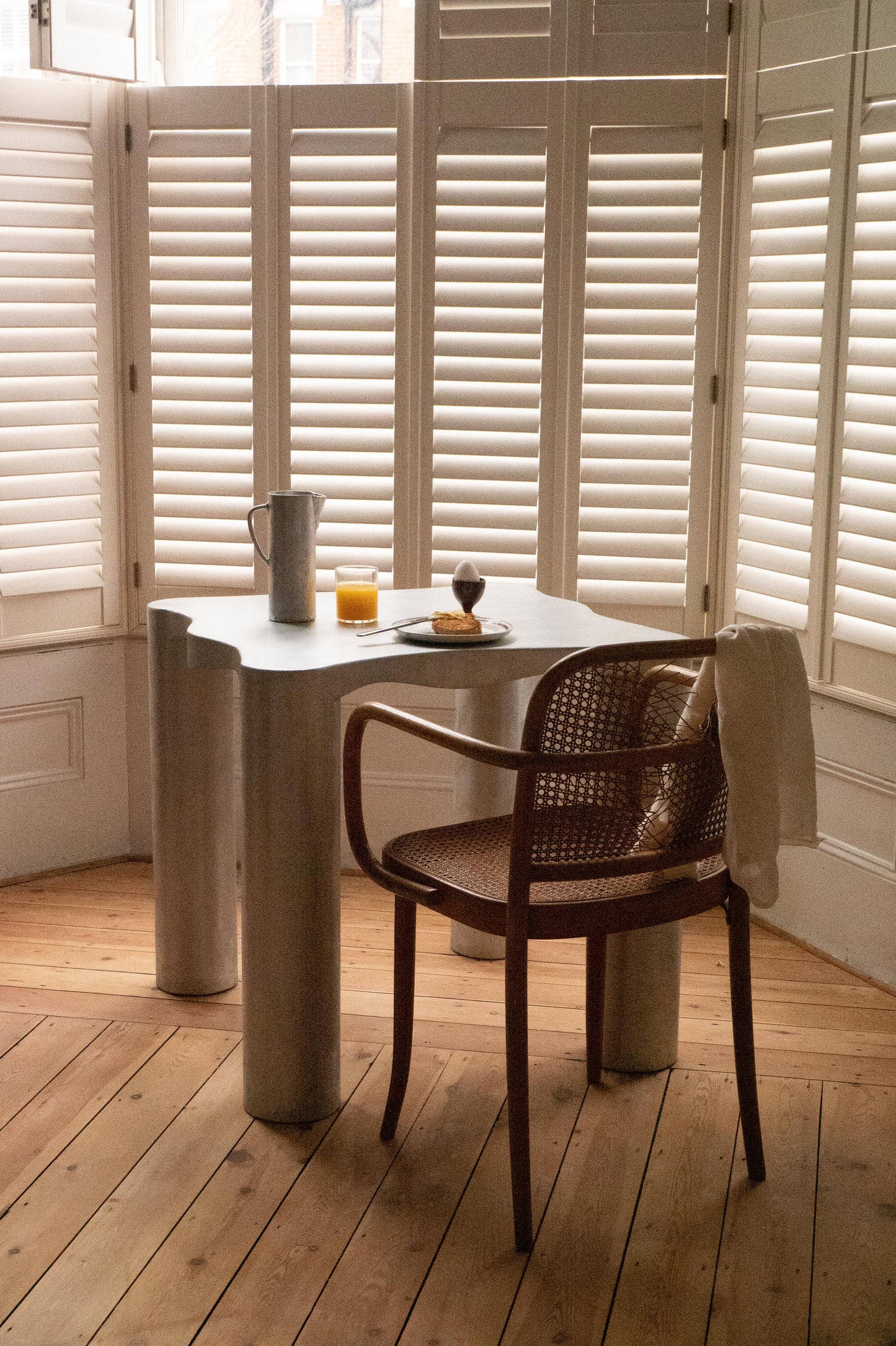 KITCHEN TABLE