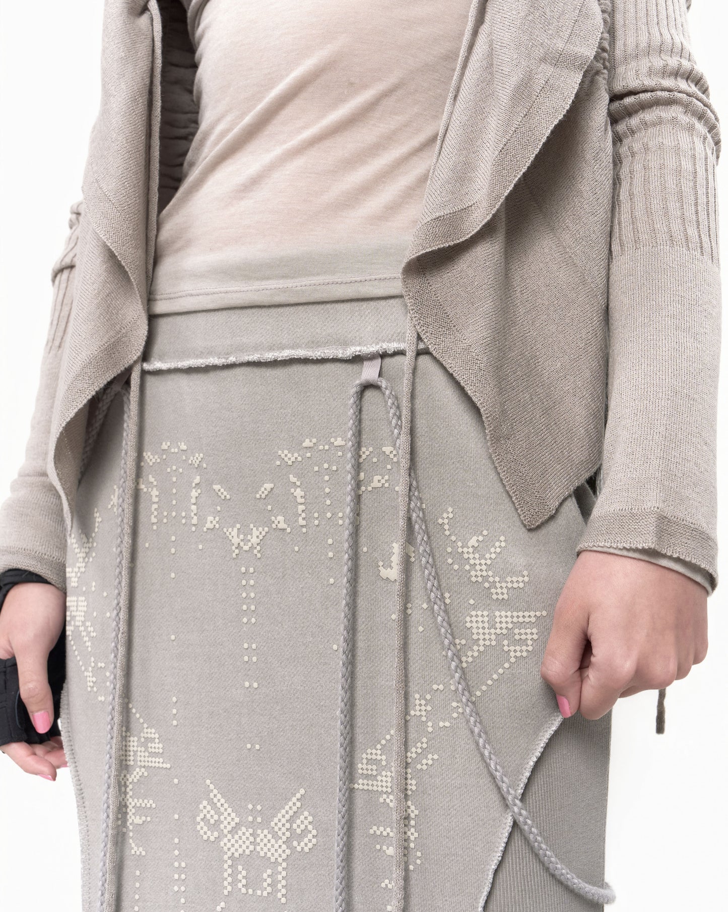 GRAPHIC MERMAID MAXI SKIRT GREY