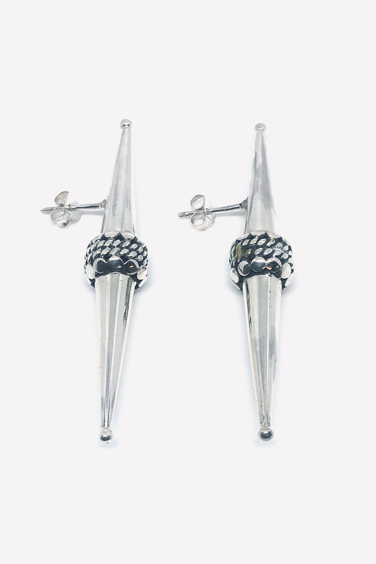 KHNUM EARRINGS
