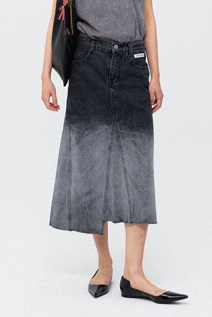 OMBRE-WASHED DENIM SKIRT BLACK
