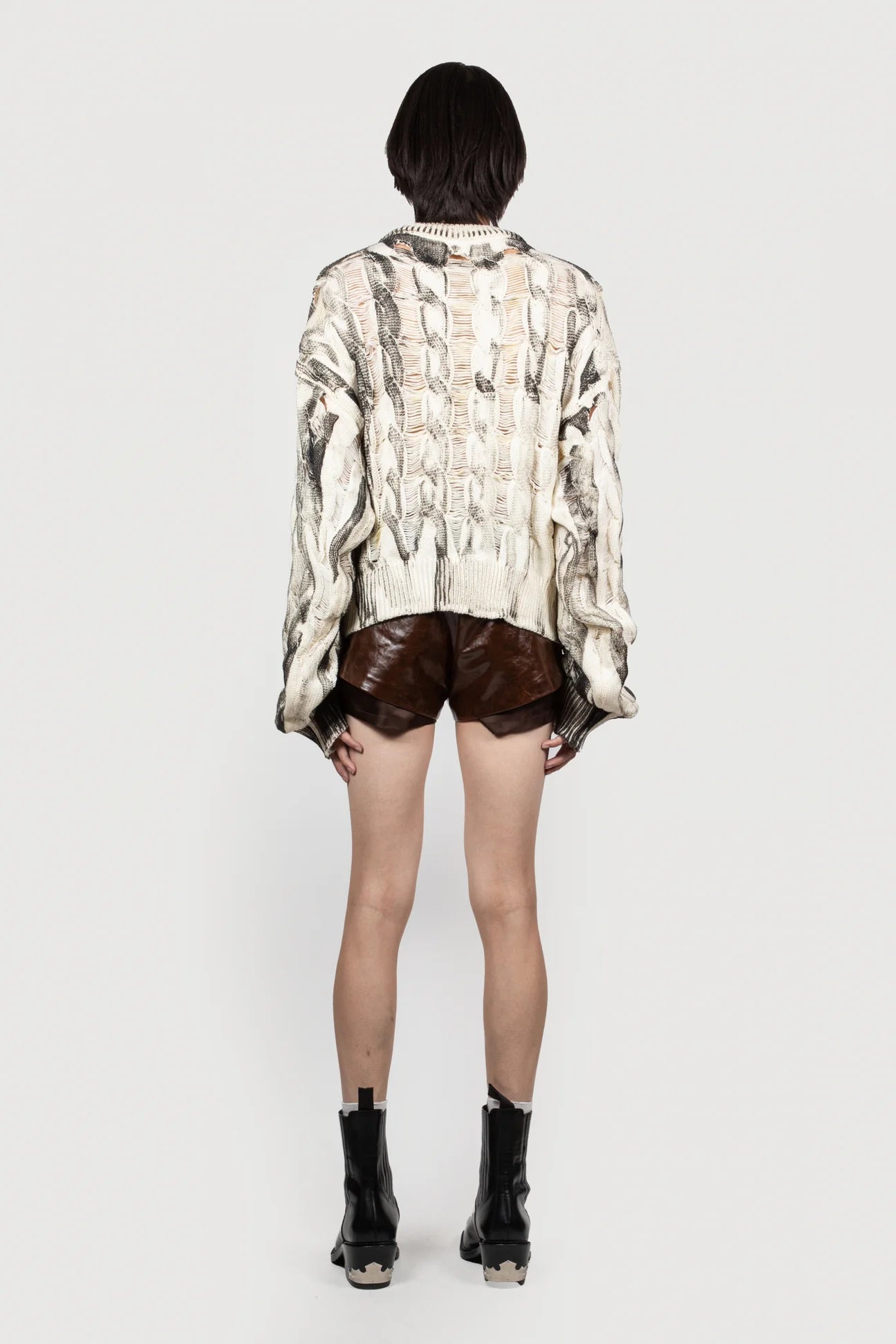 CABLE KNIT