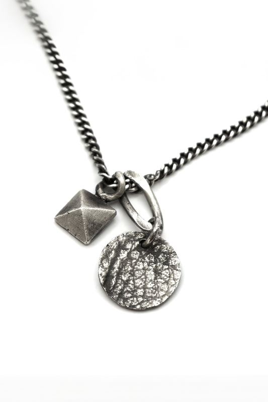 LEATHER TAG & STUD NECKLACE
