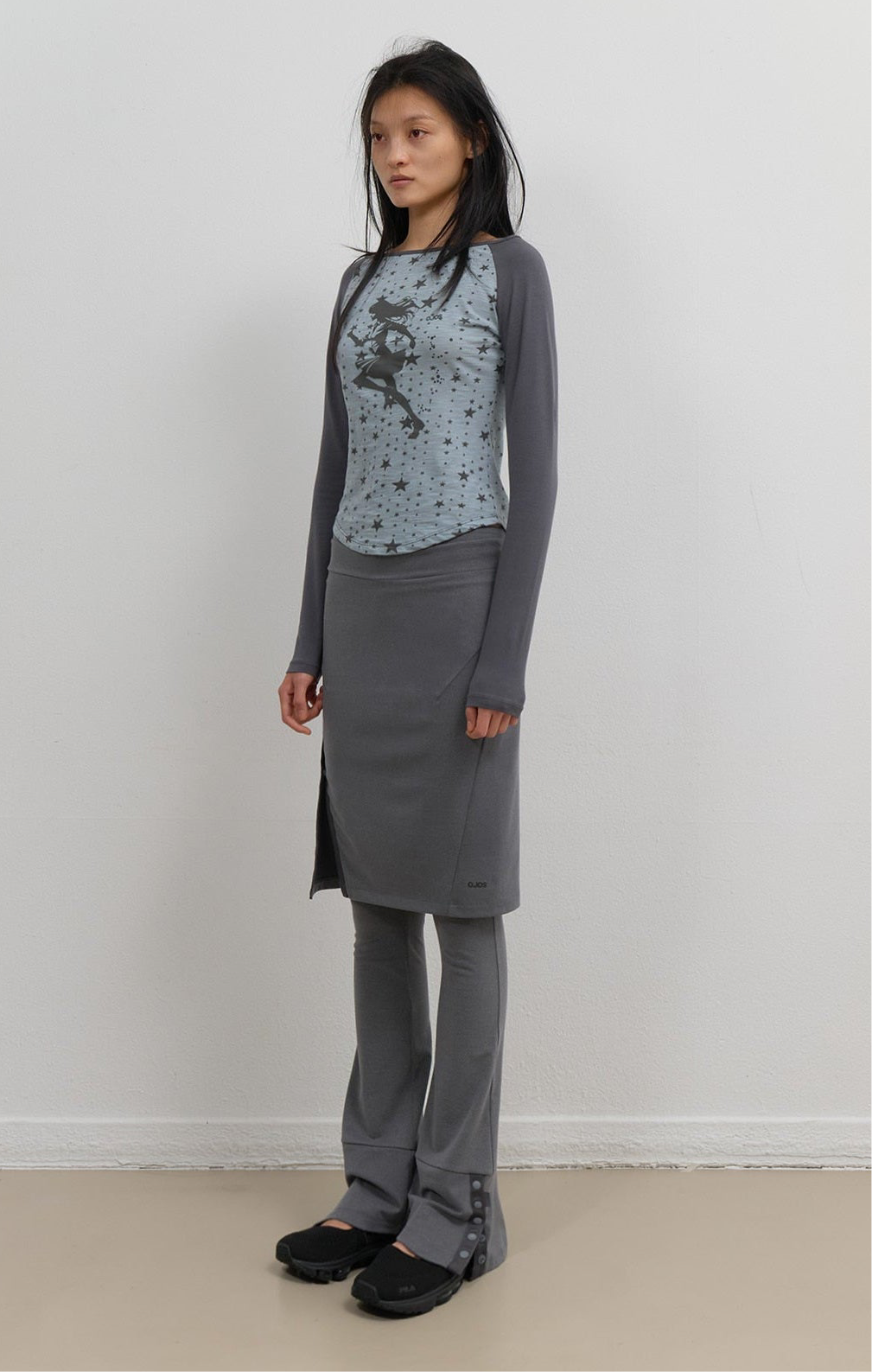 BUTTON SLIT MIDI SKIRT - GREY