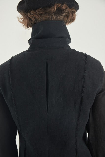 FRAYED HIGH-NECK VEST