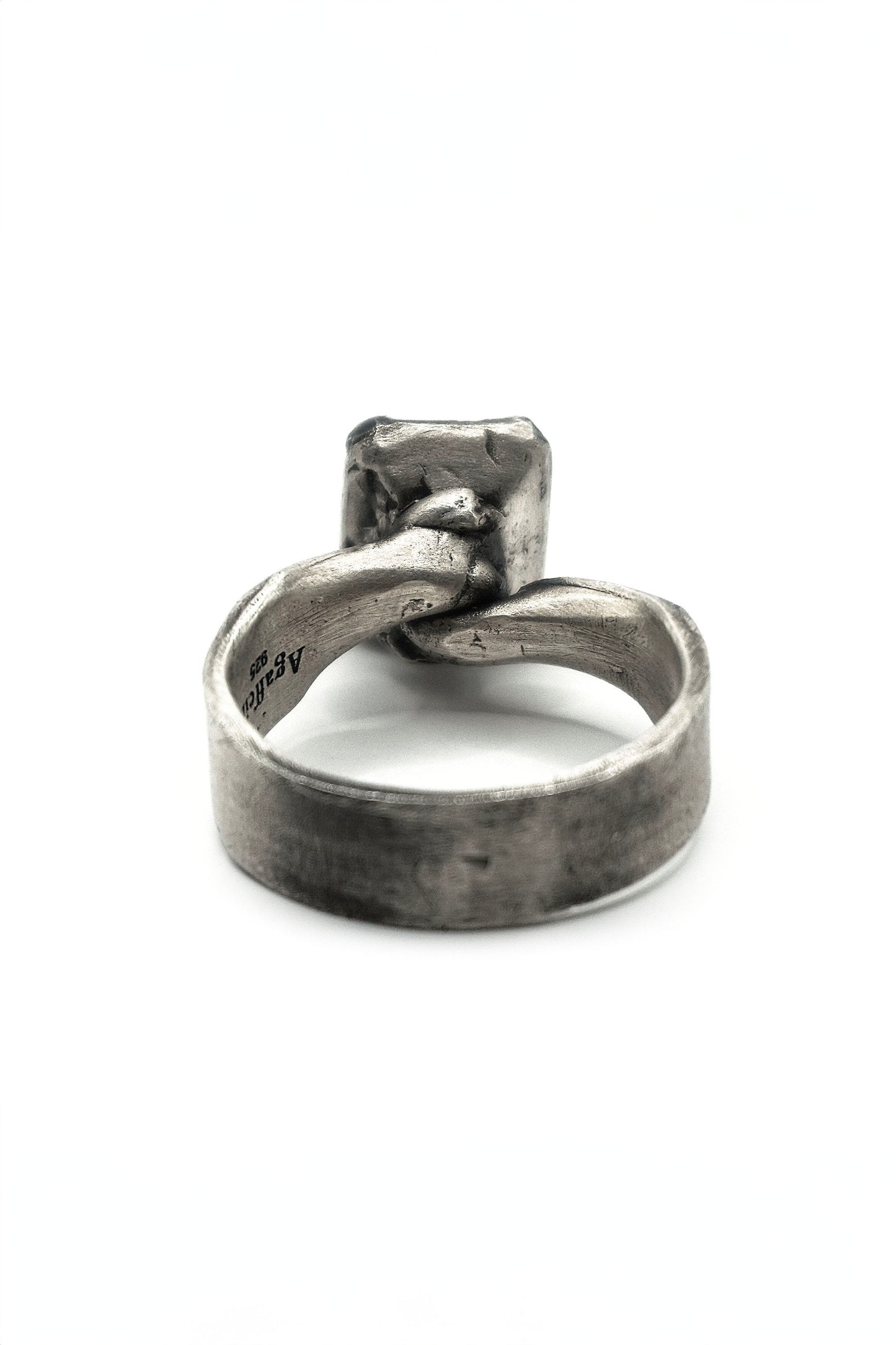 SQUARE CUT RING