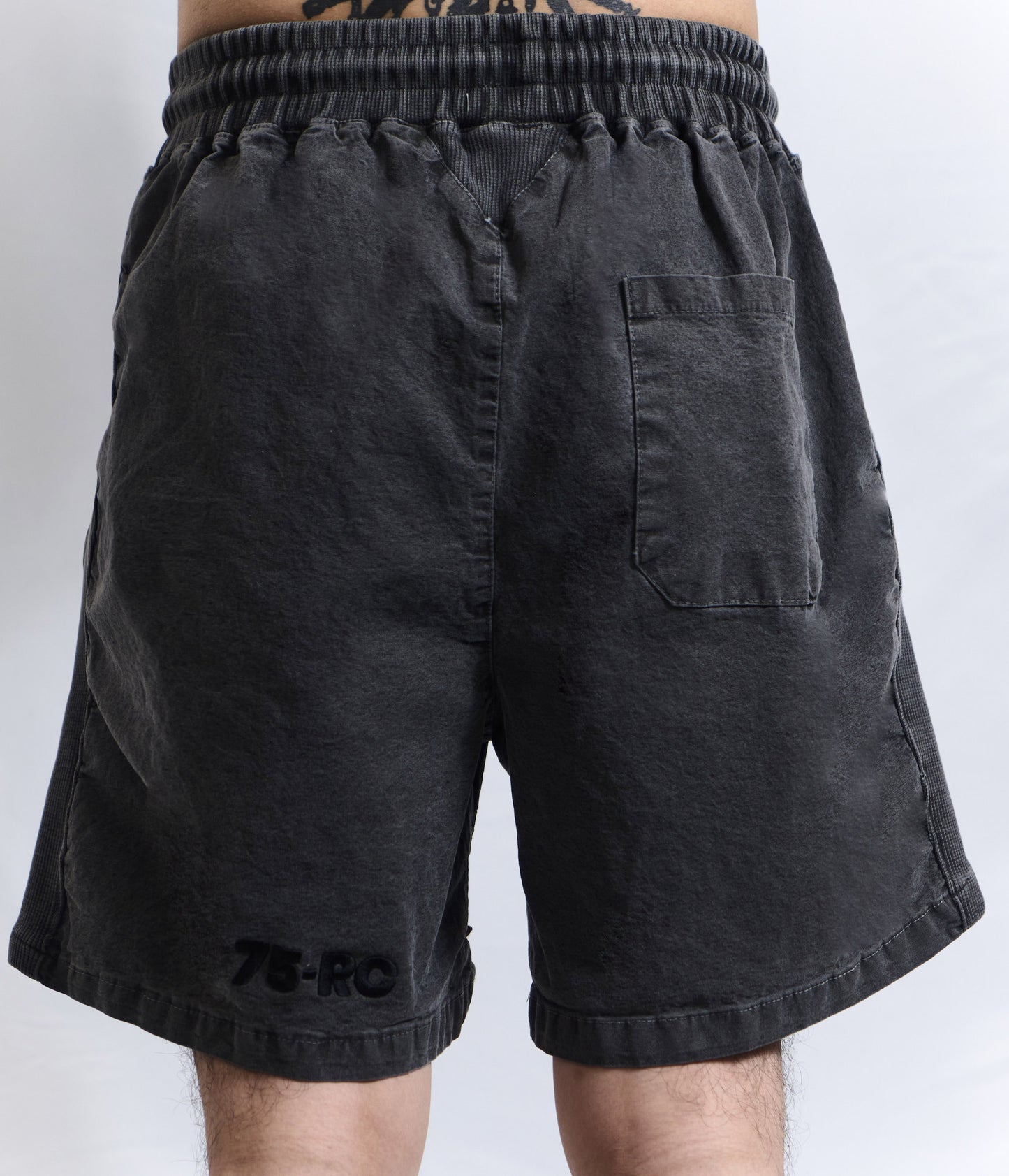 75-RC GARMENT DYED SHORTS FADED CHARCOAL