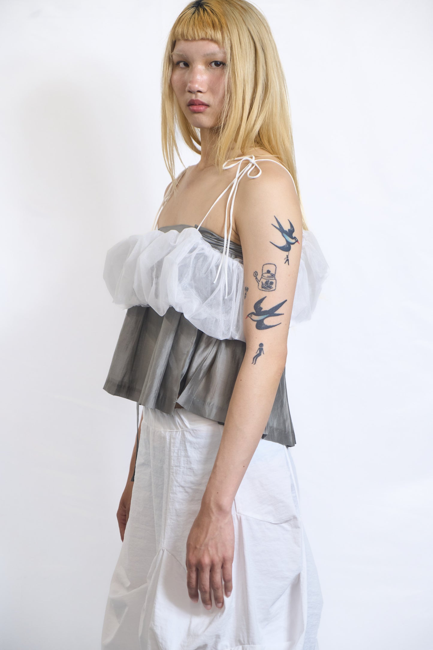 VOLUME SHEER ORGANZA CROP TOP