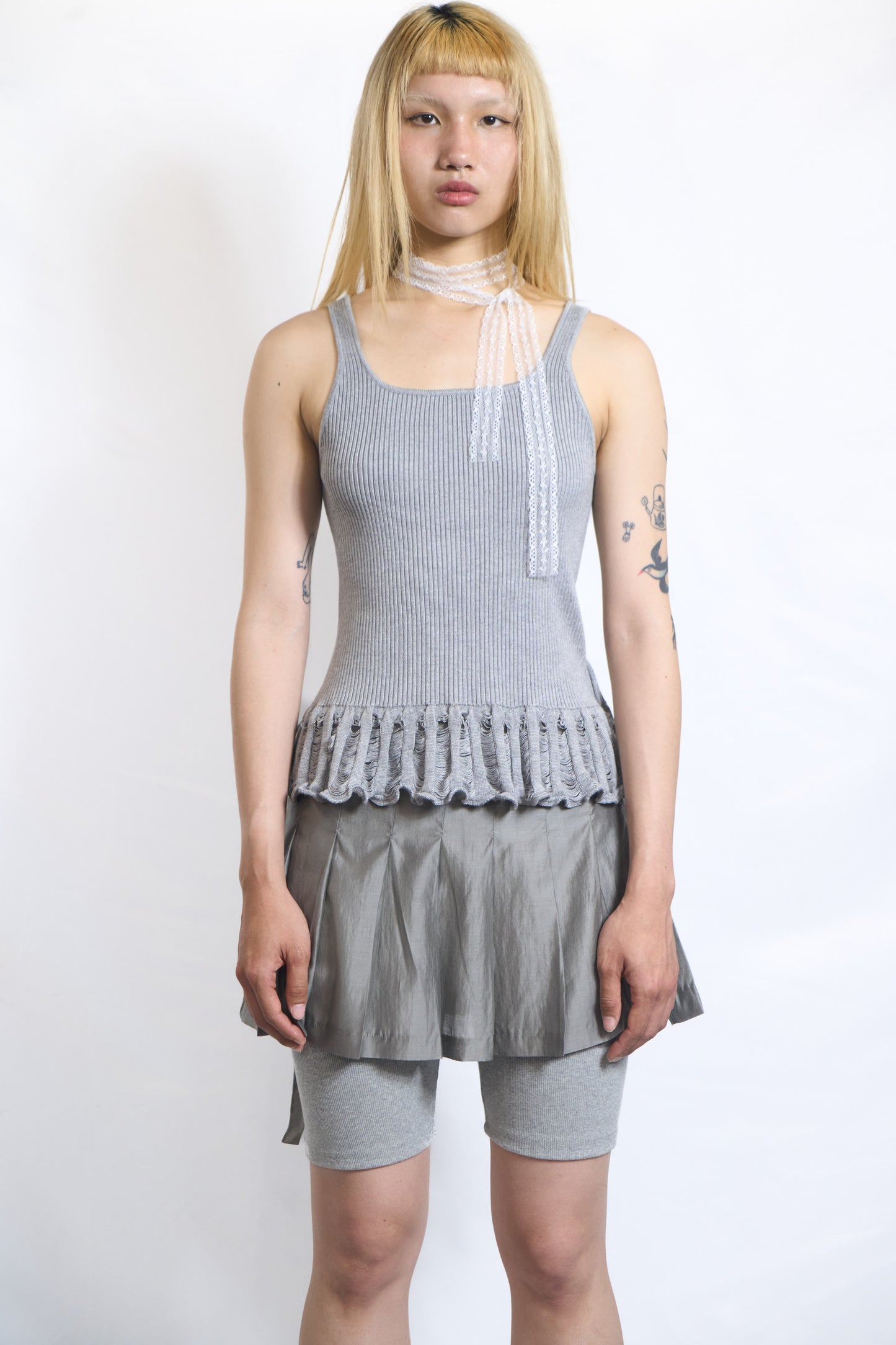 CUT-OUT RIBBED TANK TOP
