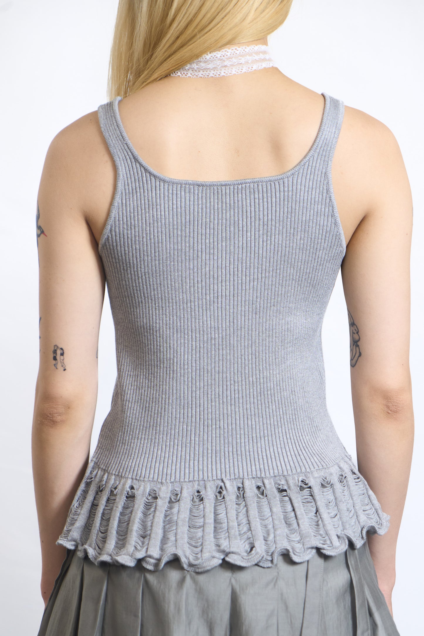 CUT-OUT RIBBED TANK TOP