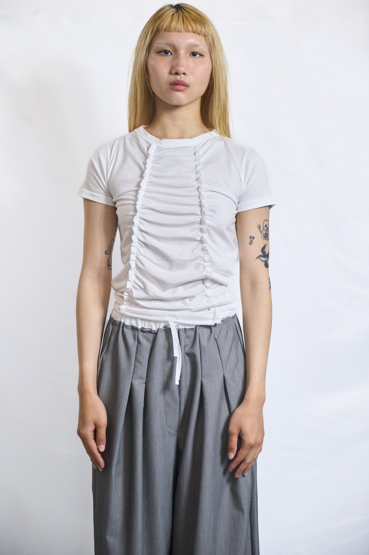 RUCHED PANEL TEE