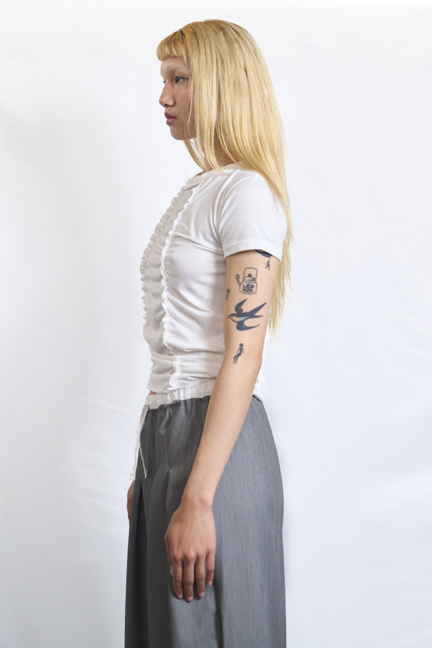 RUCHED PANEL TEE