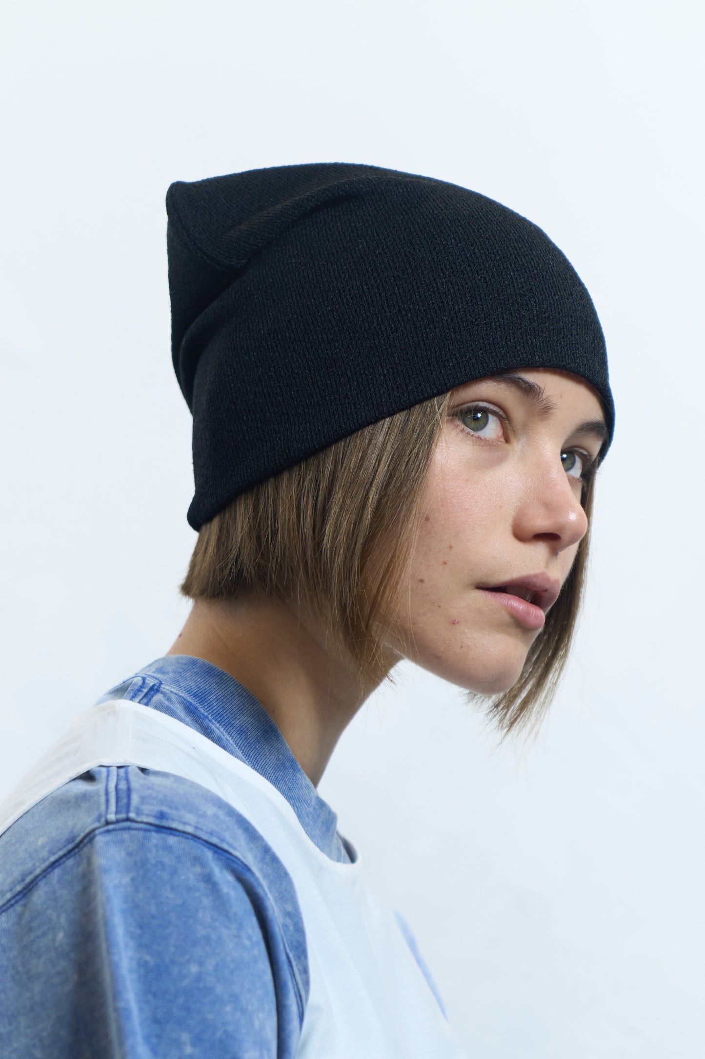 DOUBLE DART BEANIE BLACK