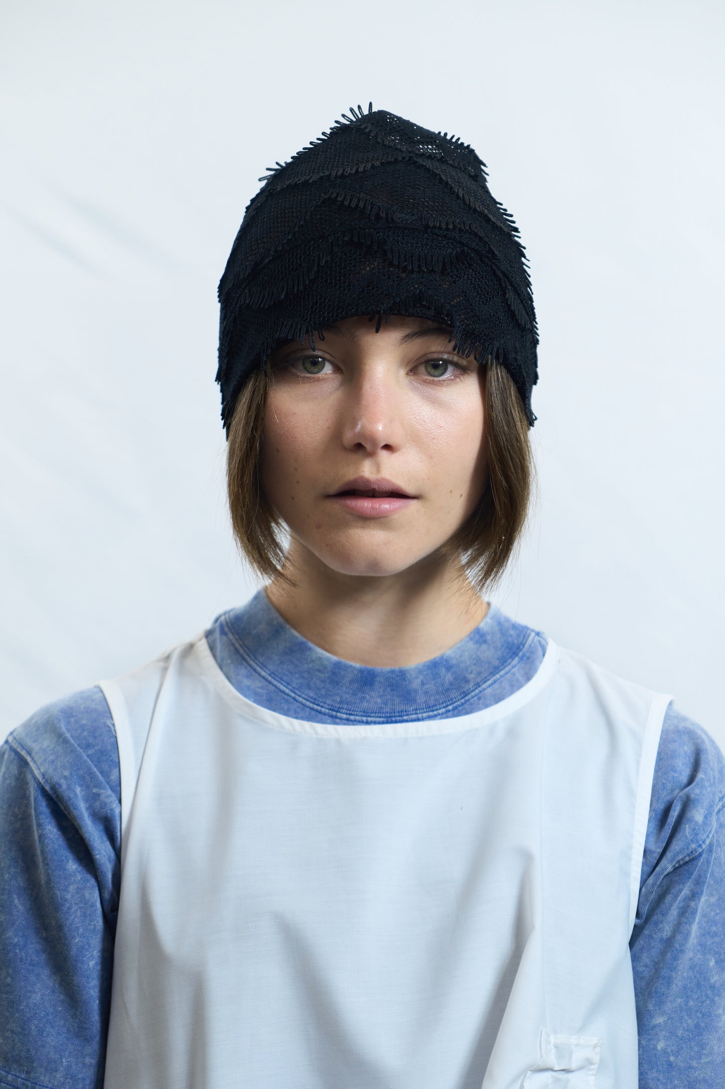 LACE WAVE BEANIE BLACK