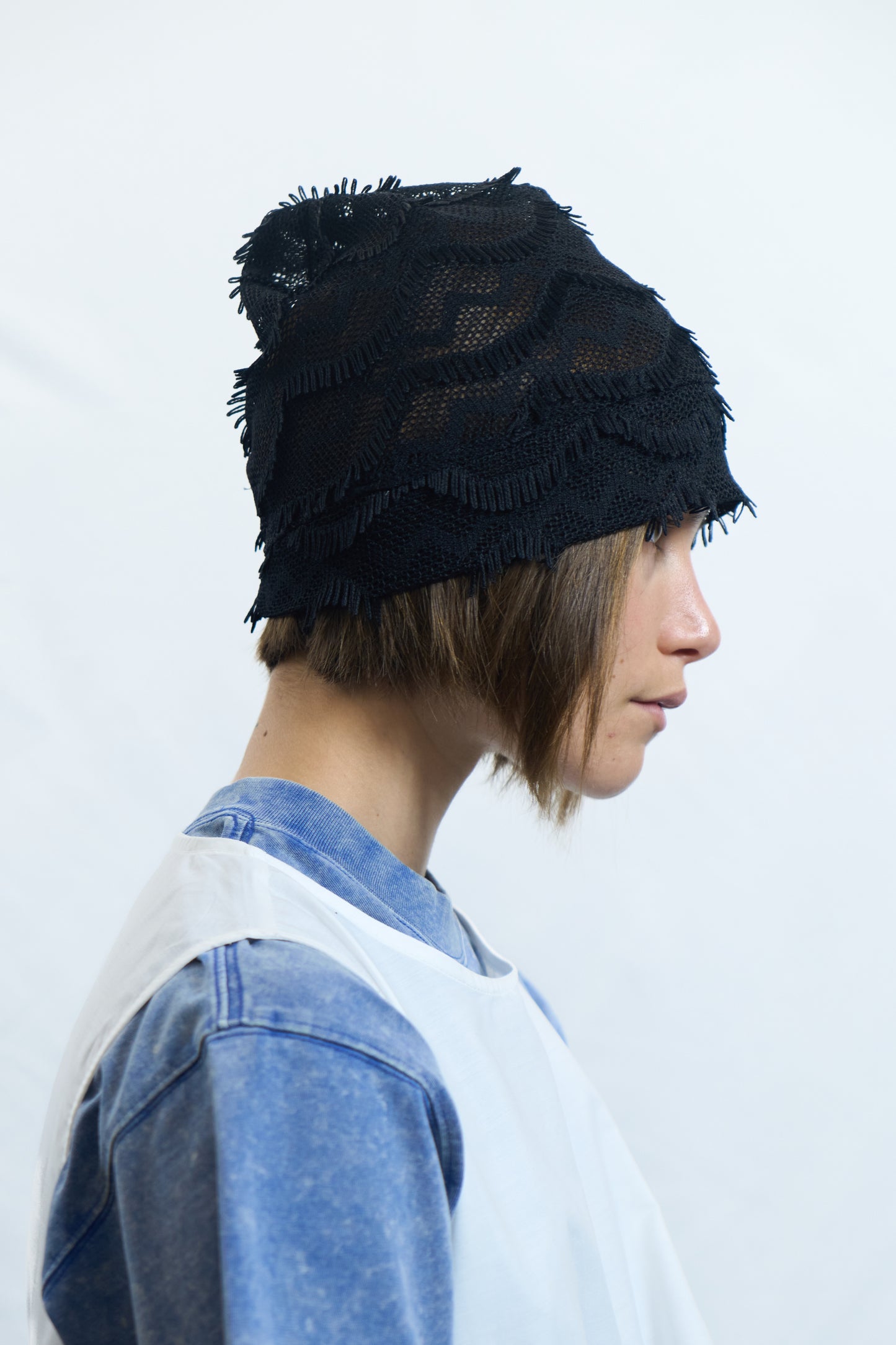 LACE WAVE BEANIE BLACK