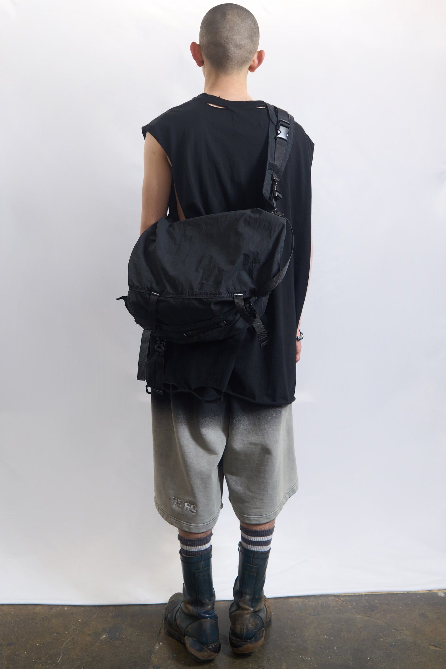 URBAN FUNCTIONAL MESSENGER BAG