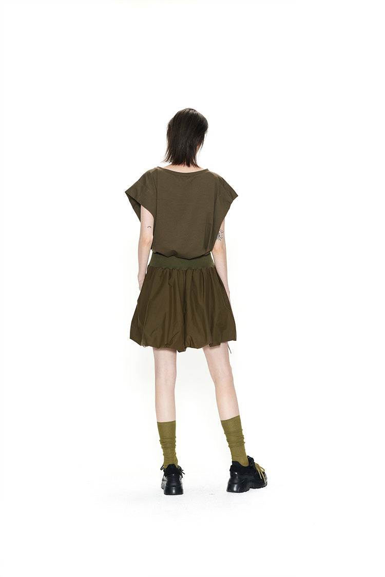 RECYCLED FABRIC A BOAT V-NECK SLEEVELESS TOP KHAKI