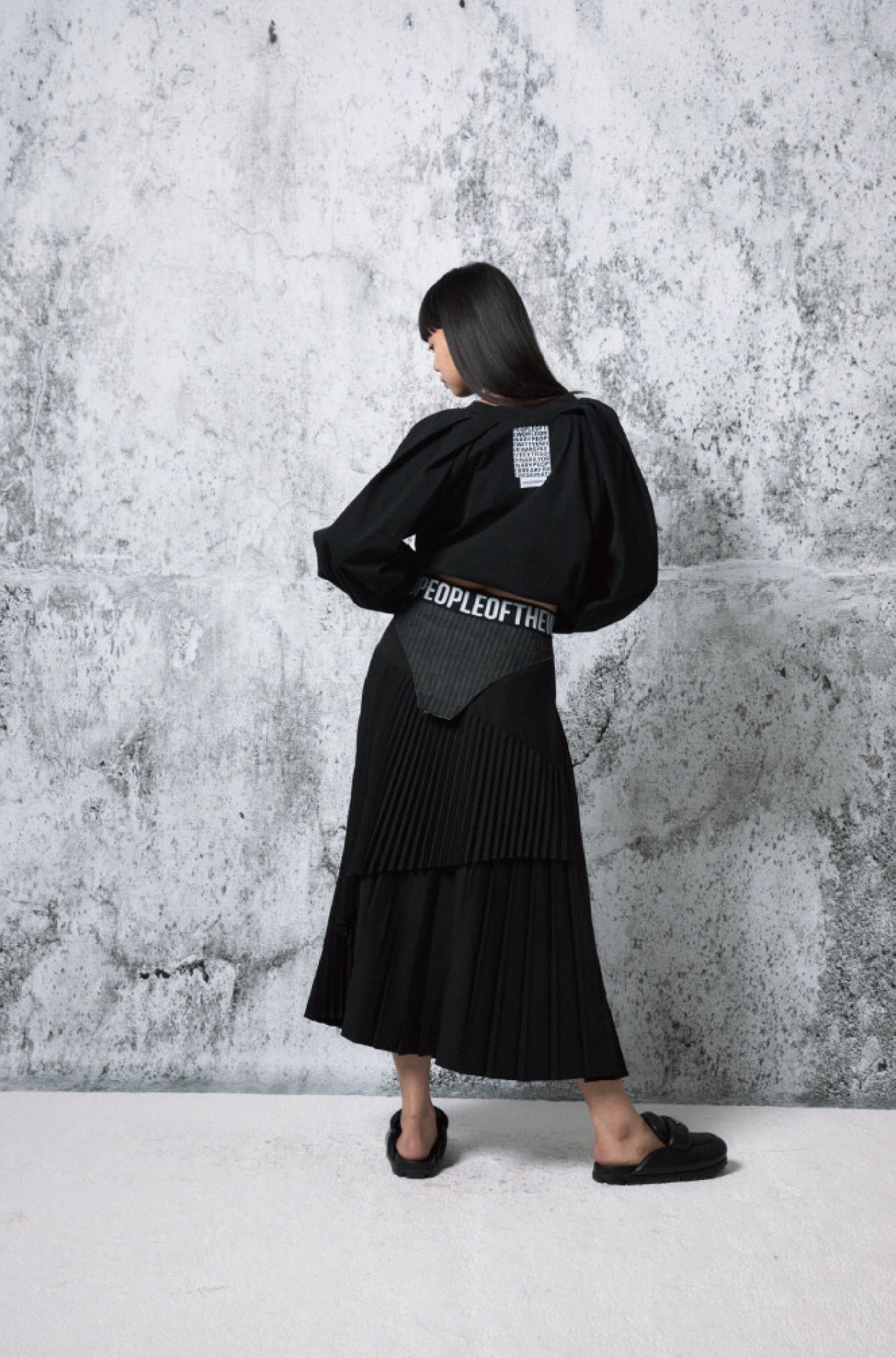 DENIM COMBINATION PLEATED SKIRT
