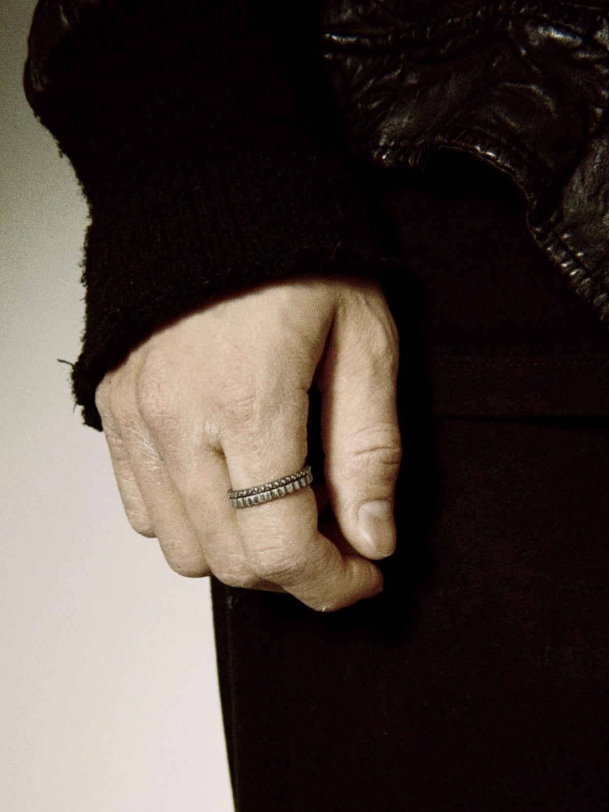 COIN DOT RING