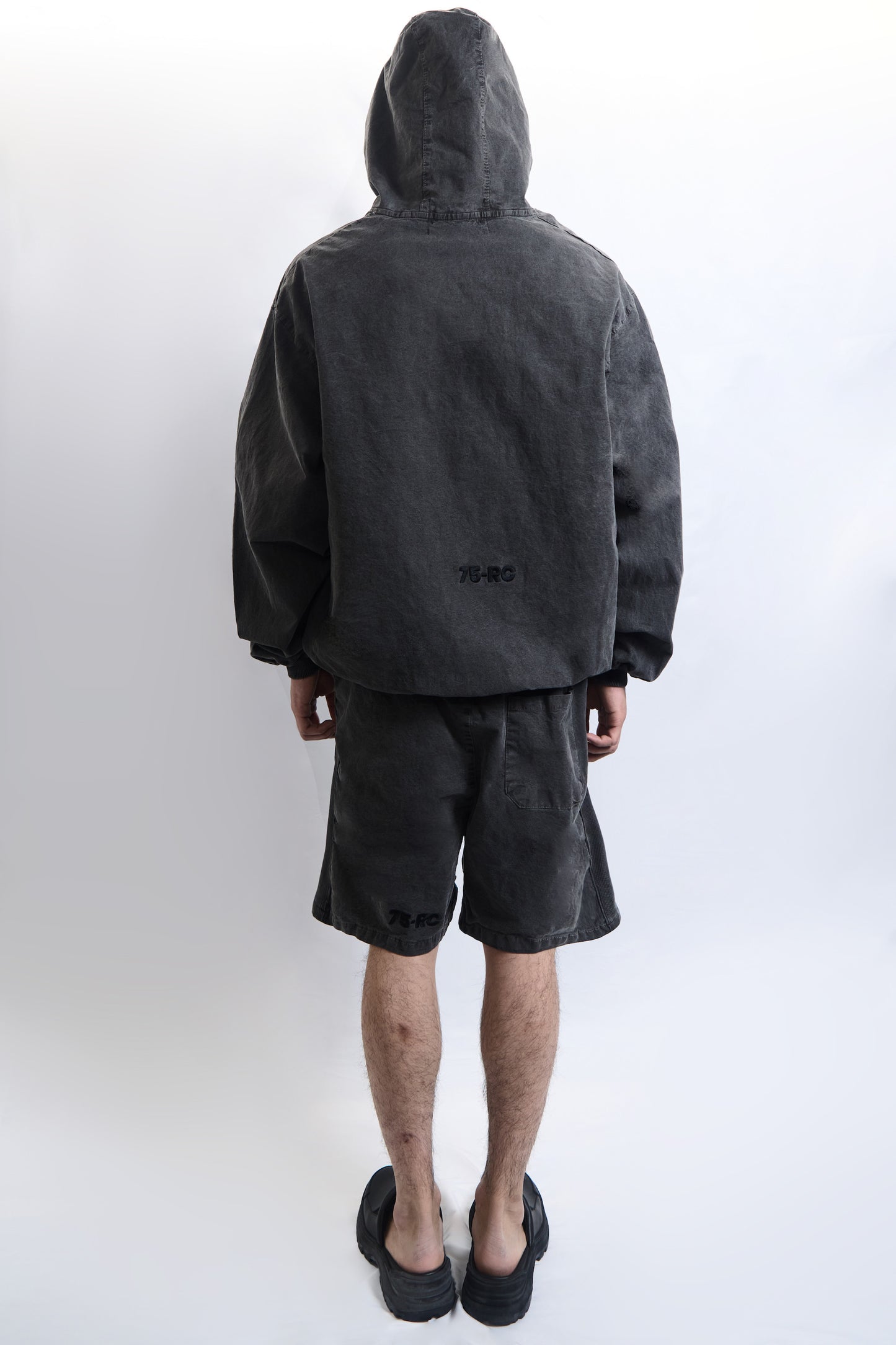 75-RC GARMENT DYED HOODIE FADED CHARCOAL