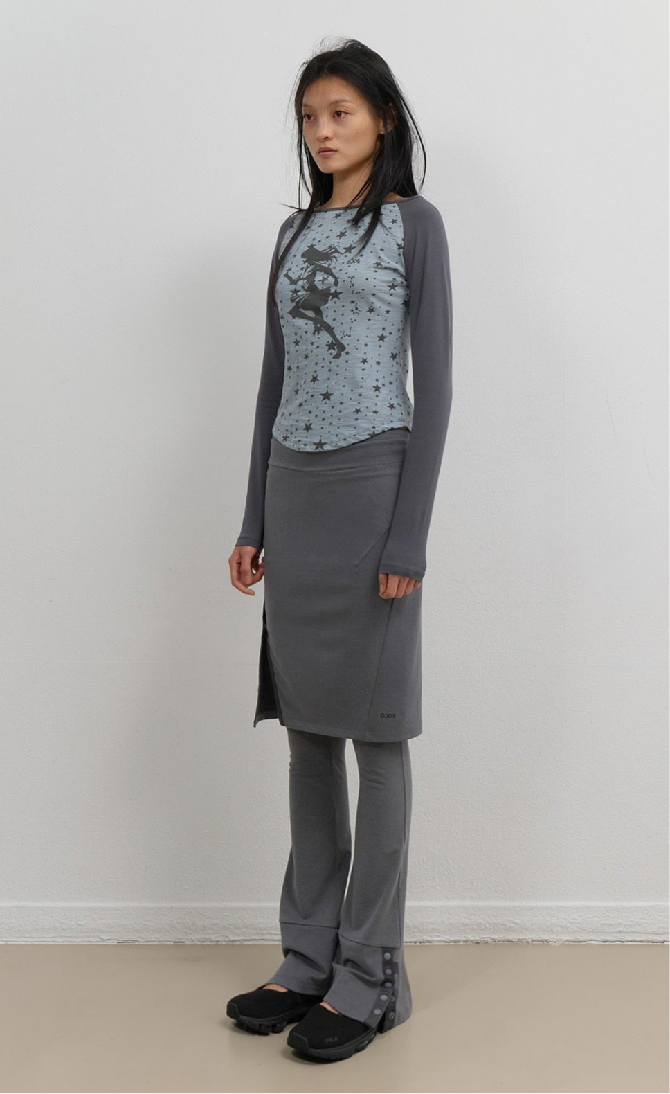 BUTTON SLIT MIDI SKIRT - GREY