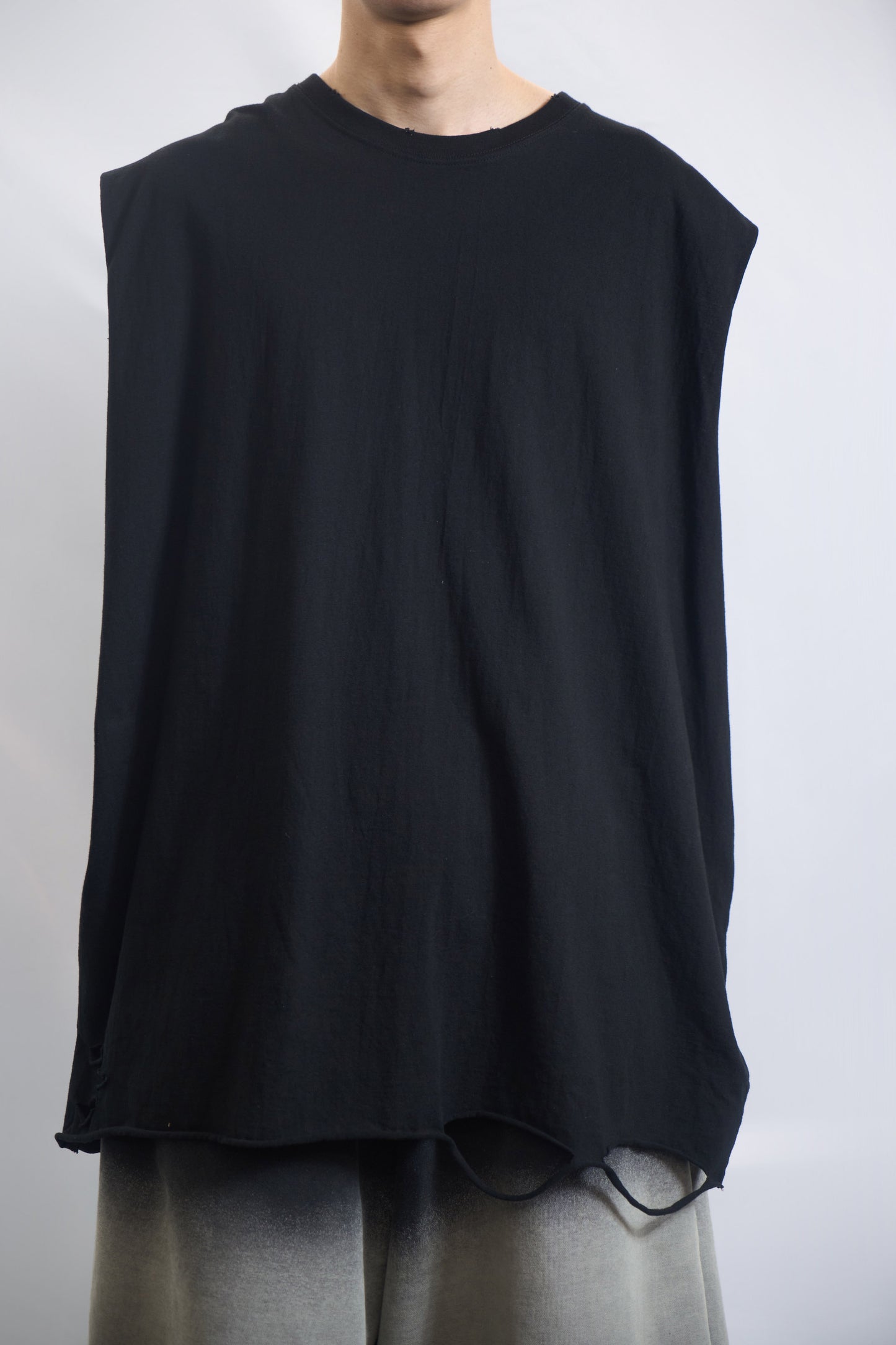 RAW EDGE OVERSIZED TANK
