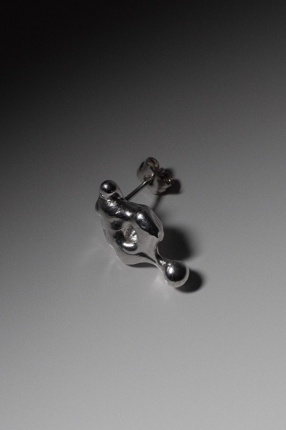 EMANATE EARRING