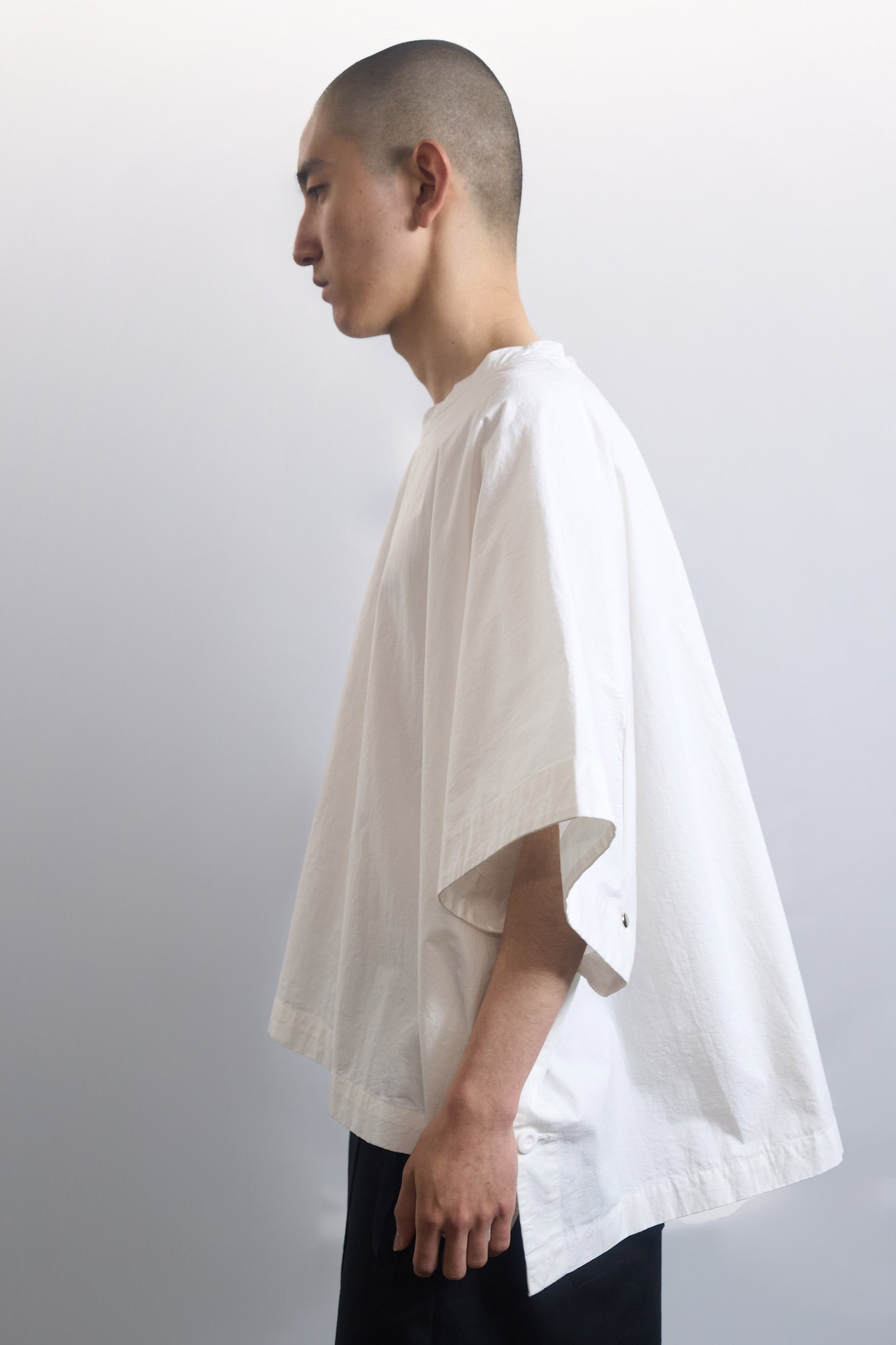 SQUARE PONCHO TOP WHITE