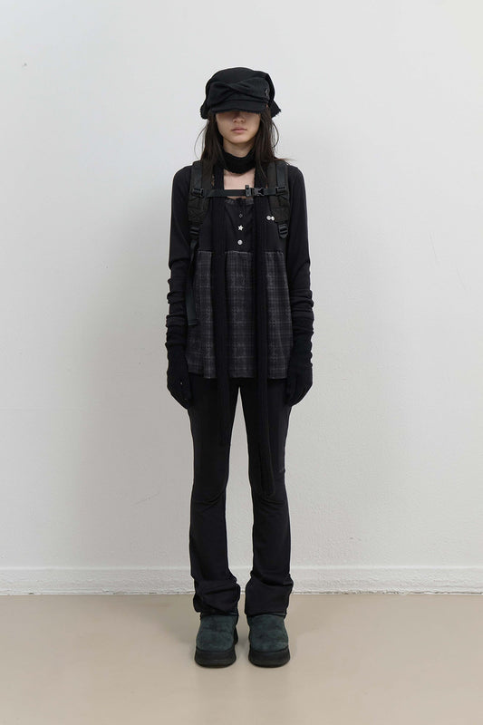 BUTTON SLIT BOOTCUT PANTS - BLACK
