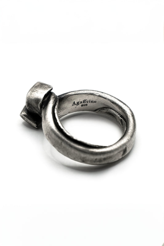 TWIST RING
