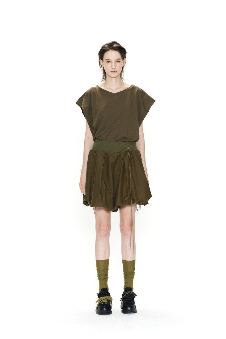 RECYCLED FABRIC A BOAT V-NECK SLEEVELESS TOP KHAKI