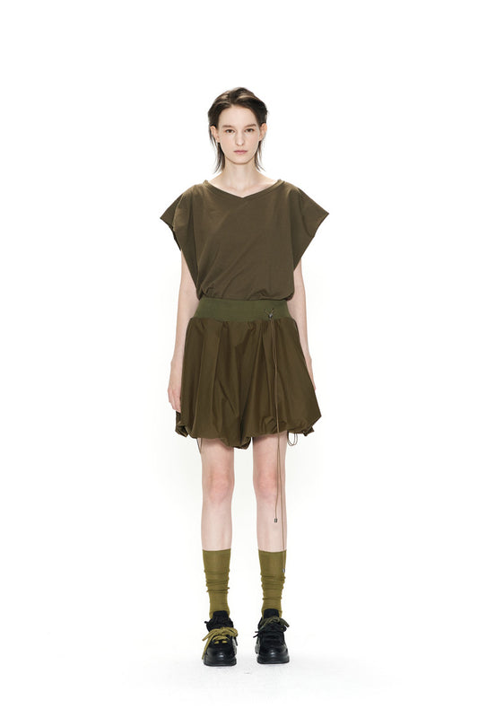 RECYCLED FABRIC A BOAT V-NECK SLEEVELESS TOP KHAKI