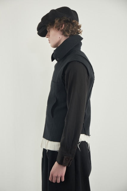 FRAYED HIGH-NECK VEST