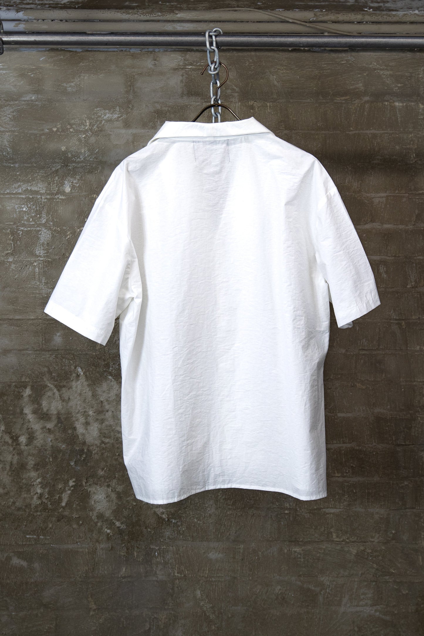 RELAXED OPEN-COLLAR SHIRT — WHITE